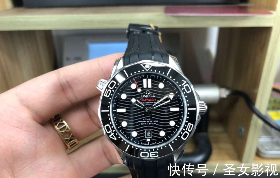 海马3|手握五万,劳力士蚝式恒动和欧米茄海马,鸡头凤尾如何选