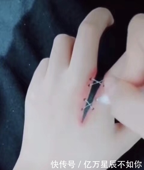 假期|学美术的都是怎么请假的老师看到伤口之后，批了一年的假期