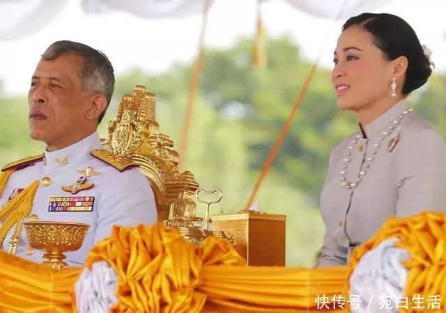 泰国王|泰王宠爱中性年轻女子，苏提达王后改变发型，引起泰王的注意