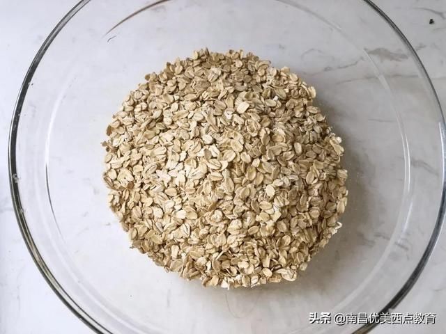 这也太美了吧，根本舍不得吃，新手都能成功的燕麦挞