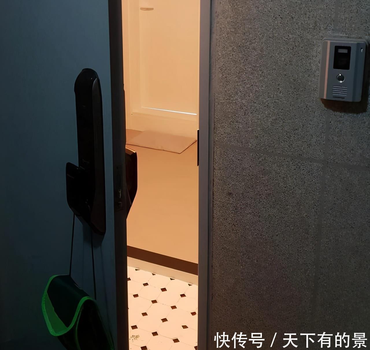 餐边柜|夫妻改造56㎡老破小，变身简约舒适的小婚房，小餐厅设计真机智！