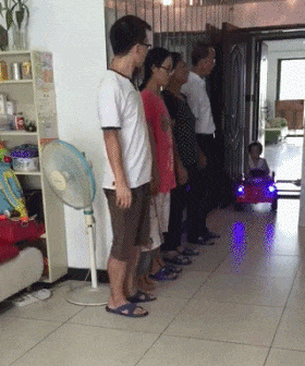 怪兽|可能就是因为奥特曼打怪兽总弄坏楼房,所以去学了建筑师!
