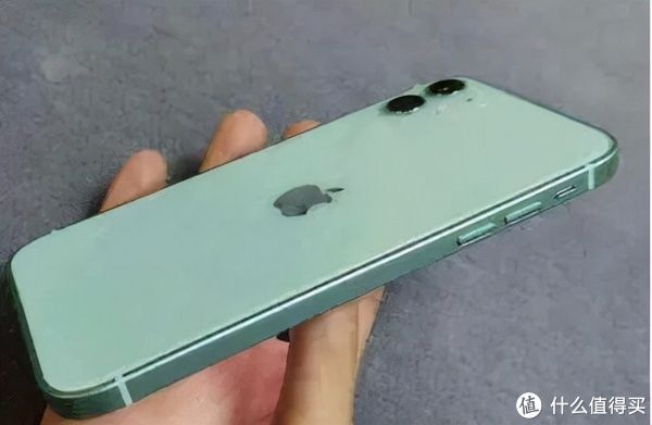 内存|iPhone 12 和 小米 MIX4 哪个好，理性分析，看具体需求