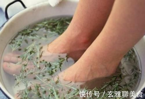 艾草叶|经常用艾叶泡泡脚,坚持7天后,2种喜人变化“不请自来”!