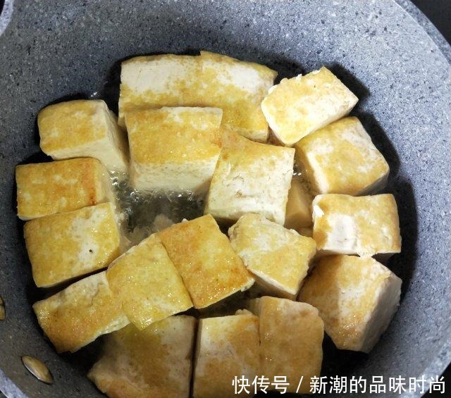 椒盐豆腐,咸香下饭,给肉都不换!