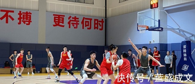 郑薇|中国女篮拒绝爆冷!郑薇调整首发,韩旭取代李月汝,CCTV5直播!
