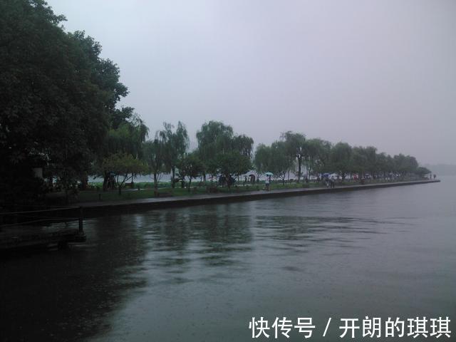 徐宗干#3副对仗很工整的对联,水平有目共睹,千年后还是很香