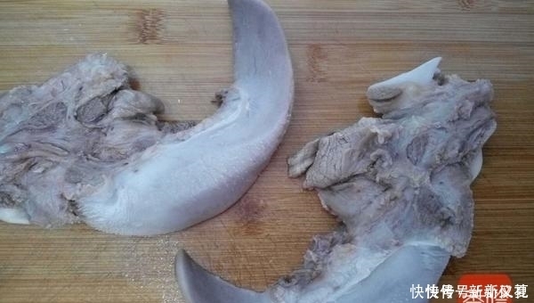 猪身上一个部位,无筋无骨不塞牙,比排骨受欢迎,上桌立马被抢光