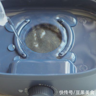 胡萝卜丝|想要滋补养颜补气血，一定要喝一碗蒸菜减脂团子
