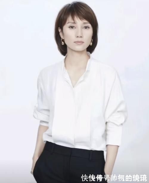 减龄 发型很重要,建议40岁女人剪这4种发型,时髦减龄好穿搭