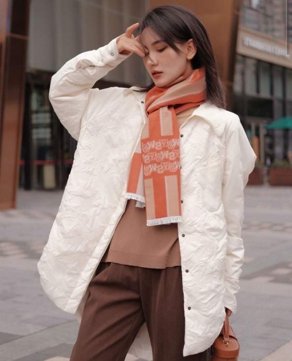 阔腿裤 冬季就该这么穿,时髦精们的“羽绒服”穿搭示范,减龄显瘦还时髦