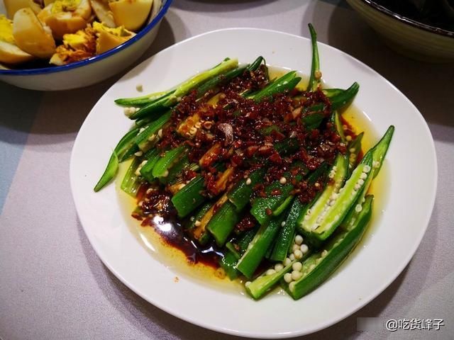 一个人|一个人吃饭，我从不叫外卖，也不凑合，网友：菜不精致但养人