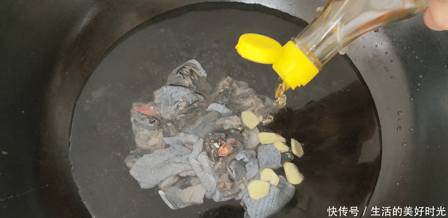 洗干净|天冷了就给家人炖这一锅汤,浓香鲜美好喝温补,食材与做法都简单