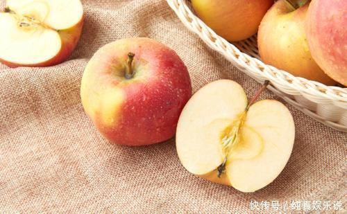 每天吃一个蒸熟的苹果,坚持一周,身体会悄悄发生惊喜变化!