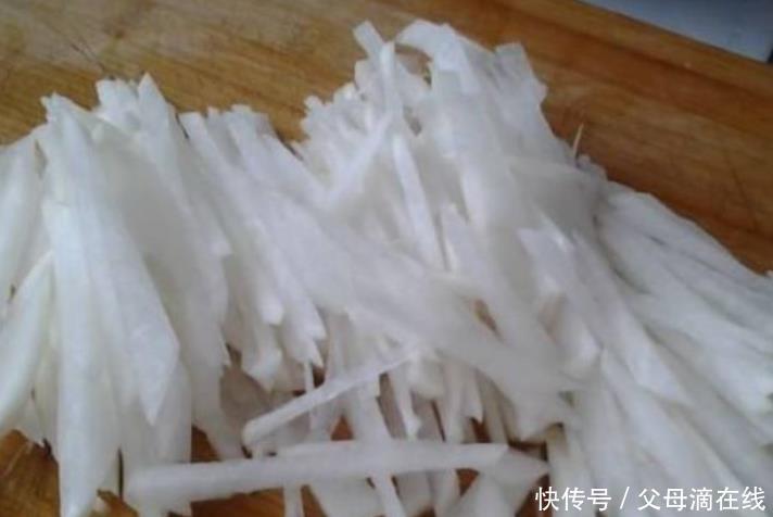 食物|女性不想太快衰老,不妨经常吃3种食物,改善消化不良的症状!