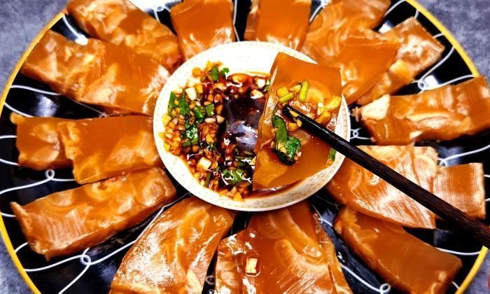 做猪皮冻,记得多加一物,晶莹透亮无腥味,Q弹爽滑,味道更鲜美