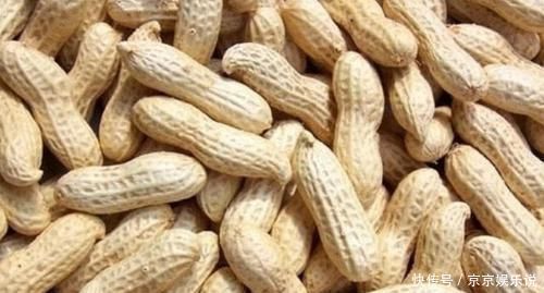 花生|花生配此物一起吃,效果强过鹿茸,男人坚持吃,肾功能会改善