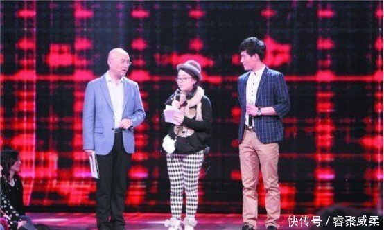 导演|他被所有女嘉宾灭灯，离开时抱走女导演，如今俩人怎样