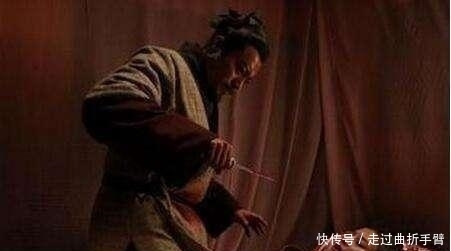 宋江的解衣刀很厉害吗？与武松的雪花镔铁刀相比如何？