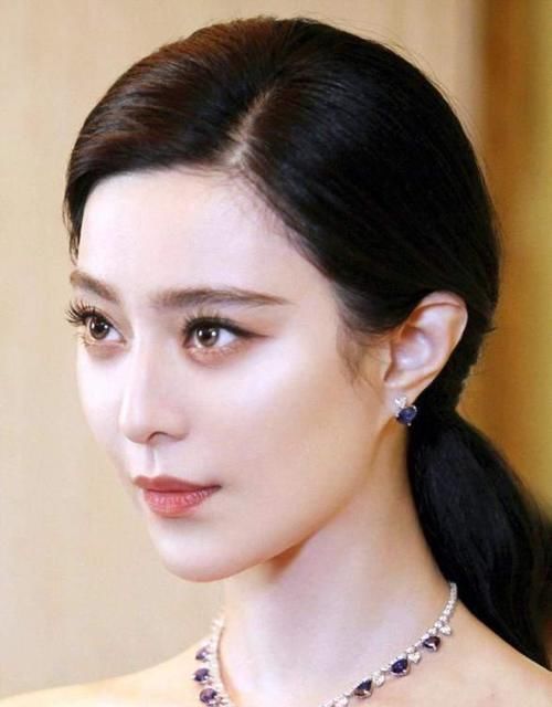 部位|你适合披头发还是扎头发？主要看这3个部位，发际线是关键