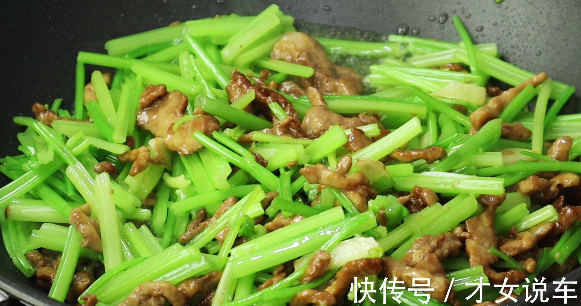 大葱|中秋家宴，4菜1汤已备好，有荤有素，做法简单，用来待客倍有面