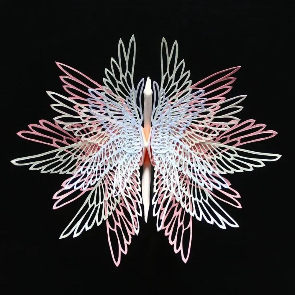 抑郁小哥把一只2毛钱的千纸鹤折成了我买不起的样子,不但病好了还年入百万