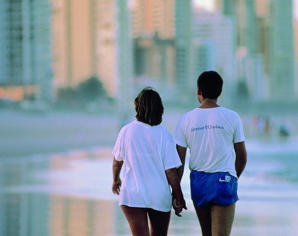 好处|每天坚持快步走,身体会收获3大好处!尤其适合3类人群