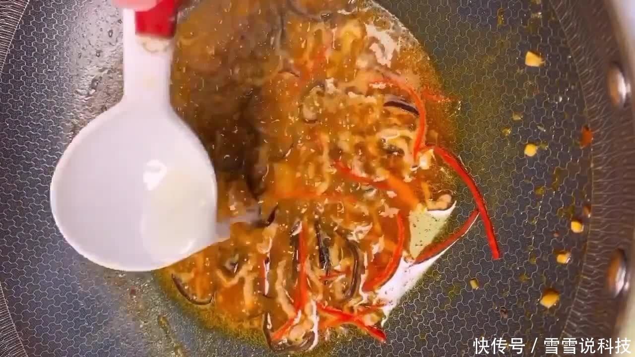  鱼香肉丝|真正的“鱼香肉丝”，口味酸甜味美肉质鲜嫩美味，既有肉又有鱼！