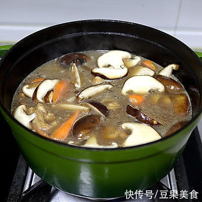 土豆|#一口新年味，全家享佳味# 黄焖鸡