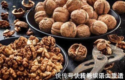 核桃|天然“维生素E”找到了,女人多吃,美白淡斑,50岁仍年轻