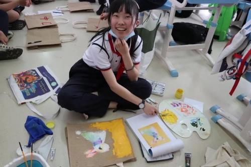 万万没想到!母亲节的朋友圈,被一只包刷屏了