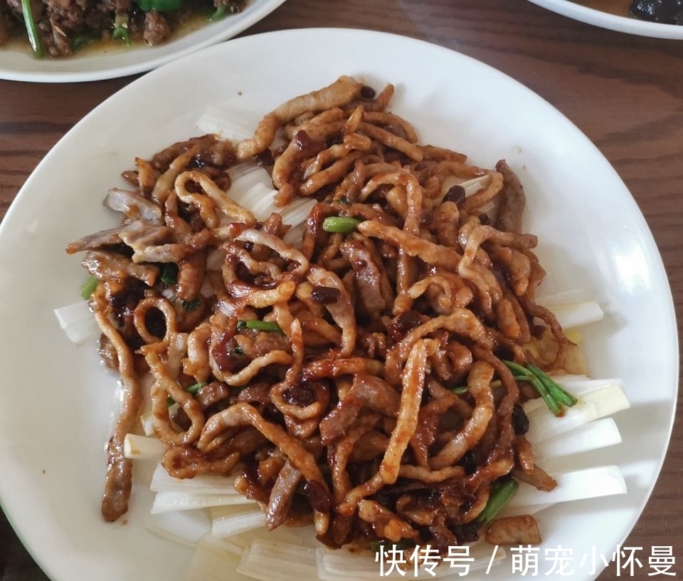 龙利鱼|这样一桌年夜饭,好吃又温暖,年夜饭看出了老百姓的好日子