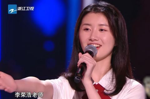 《中国好声音》到底有多残酷？新导师李克勤给出回应，理解那英了