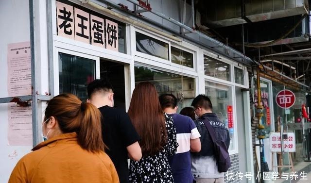 苏州人早上6点就去排队!只为了这些