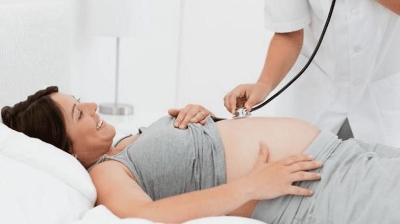 羊水|怀孕后，有这三种症状要重视，多半提示羊水不足，孕妈要重视起来