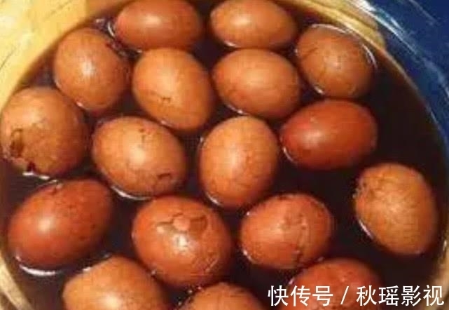 大妈|卖了30年早餐的大妈,教你煮茶叶蛋的配方,香味浓郁入味十足!