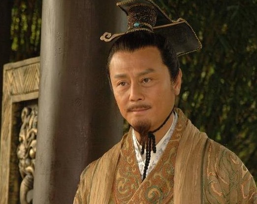 生下|古代有两位美女名字相同,前者嫁给三个皇帝,后者却生下四个皇帝