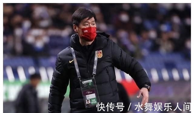 下课|李霄鹏只用一场比赛就证明李铁非成绩原因下课,足协省下600万