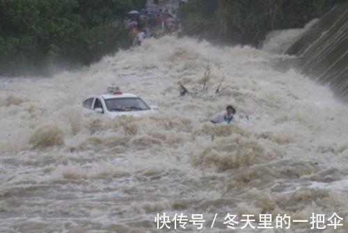 钓鱼人的崩溃就在一瞬间,也许钓一次鱼就是永别,好好珍惜吧