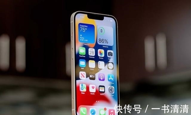 IP68|发布至今下跌2200元，苹果A14+IP68防水，还买什么iPhone13？