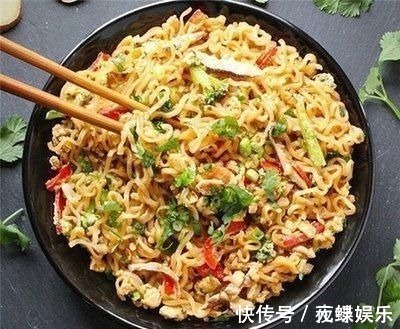 强身健体|这些食品建议大家少吃,燕麦片上榜了,别再大意了