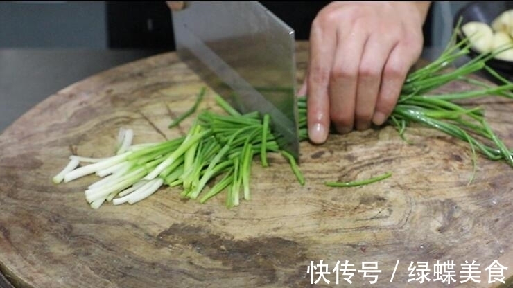 红薯粉芡|猪肝的最佳吃法,嫩滑爽口,脆而不腥,太好吃了