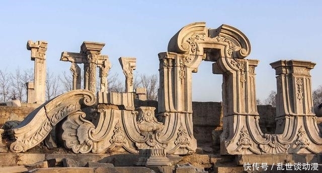 这个现存仅次于北京故宫的宫城，所藏是整个满清八旗