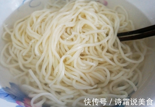 面条怎么煮好吃第一步你就做错了，导致煮出的面条不好吃
