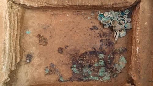 出土|垣曲发现1200平米古墓,出土周代虢国重器~