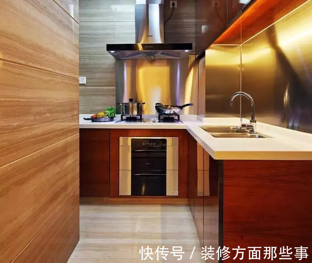 客厅|126平现代风三居室,纯粹的白调,温暖的木调宽敞明亮