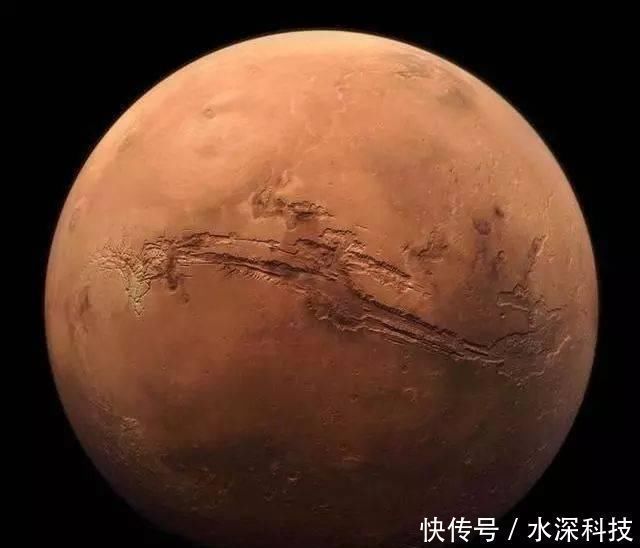 地球是太阳系唯一有海洋的星球非也这俩星球海洋比地球大千倍