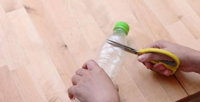 塑料瓶别扔了,简单改造一下,全家抢着用