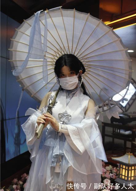 showgirl|2021CJ逛展第三日：ChinaJoy最美COS？看完我都流鼻血了