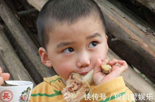 补品|立秋后,常给娃吃2种水果,儿科医生直言增强体质,娃食欲好